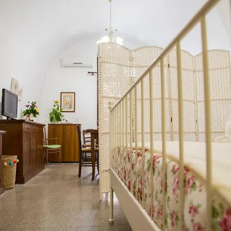 La Piazzetta - Hospitality * Chiaramonte Gulfi